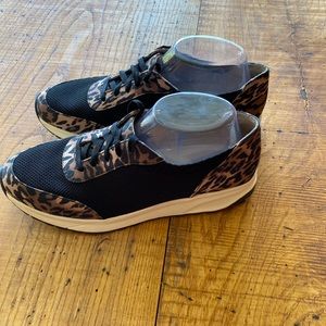 Naturalizer Womens Leopard Print Knit Casual Sneaker/ Size 9